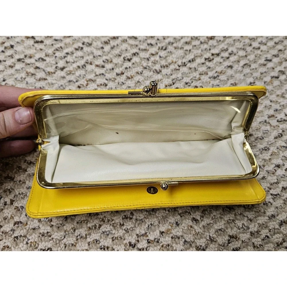 New Vintage Baronet Leather Yellow‎ Wallet Credit Cards Kisslock Change Purse